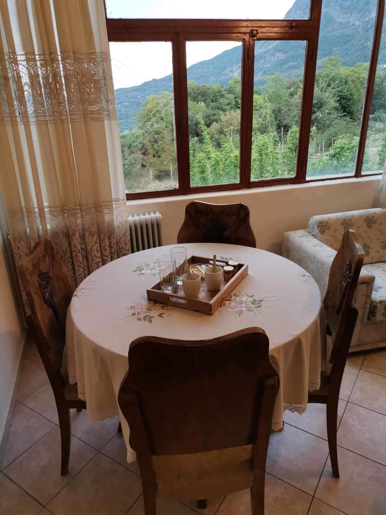 Georgaras Accommodation Platanoussa Εξωτερικό φωτογραφία