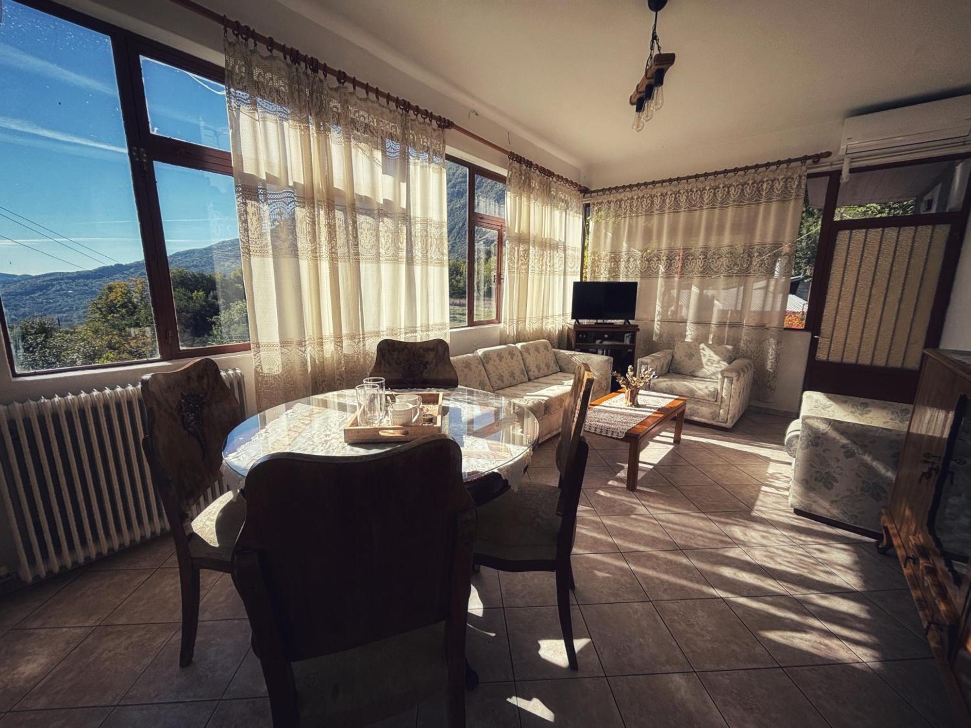 Georgaras Accommodation Platanoussa Εξωτερικό φωτογραφία